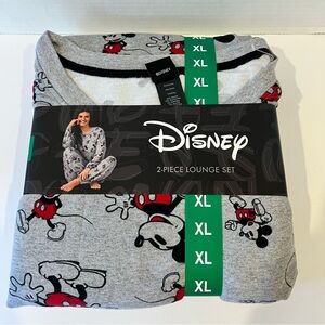 NWT Disney 2 piece Lounge Set, Mickey Mouse, Gray, XL